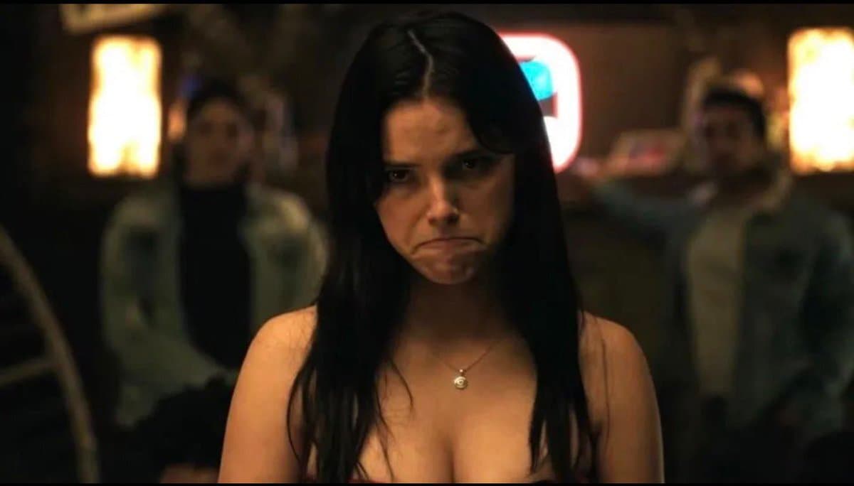 OBSESSION girl stare